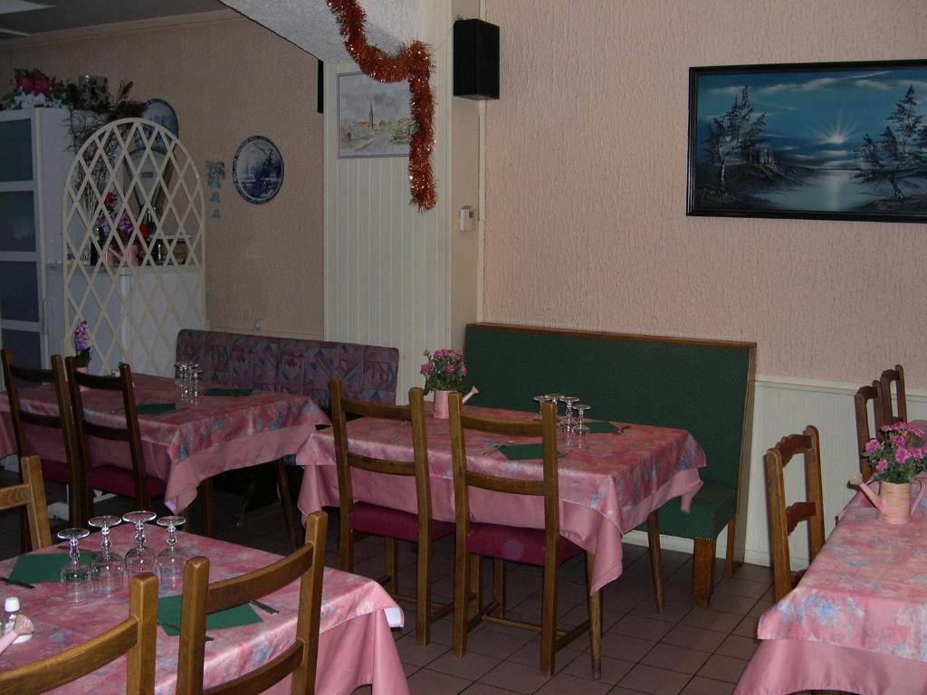 Hotel Restaurant De La Poste A Gerardmer Ngoại thất bức ảnh