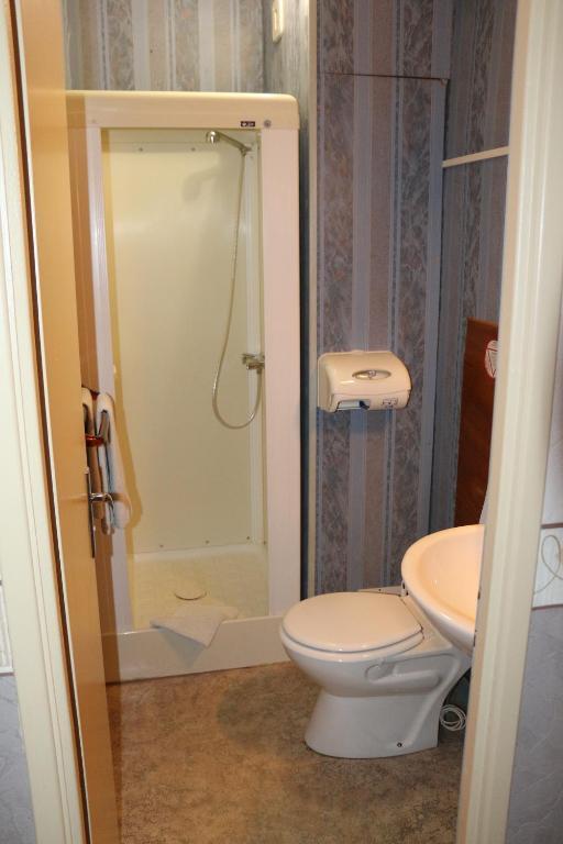 Hotel Restaurant De La Poste A Gerardmer Phòng bức ảnh